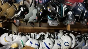 NFL Youth Brogie Bicycle Helmet for different Teams and Sizes– New with Tag - Picture 1 of 9