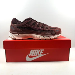 Nike P6000 SE Schuhe Herren 10,5 Dark Pony Metallic Gold Burgundy Crush HF0015 200 - Bild 1 von 10