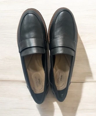 NEW Clarks Women's Sharon Gracie Penny Loafer Size 7M Black Soft slip on shoes - Image 1 of 4