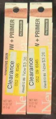 Neutrogena Sensitive Skin Eyeshadow+Primer - Soft Pearl - 2 Pack - Image 1 of 4