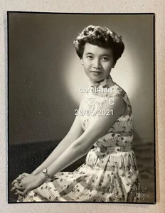 vintage 1950's Overseas Chinese lady Penang Wah Fong studio photo 华侨老照片 - Picture 1 of 2