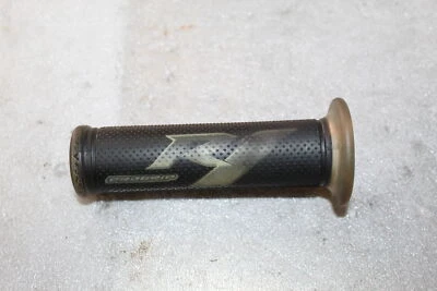 Grip progrip esquerdo Yamaha YZF R1 AFTERMARKET 2008.  - Imagem 1 de 4