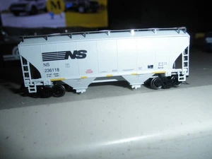Norfolk Southern 3281 Trinity 2b Trichter - Bild 1 von 3