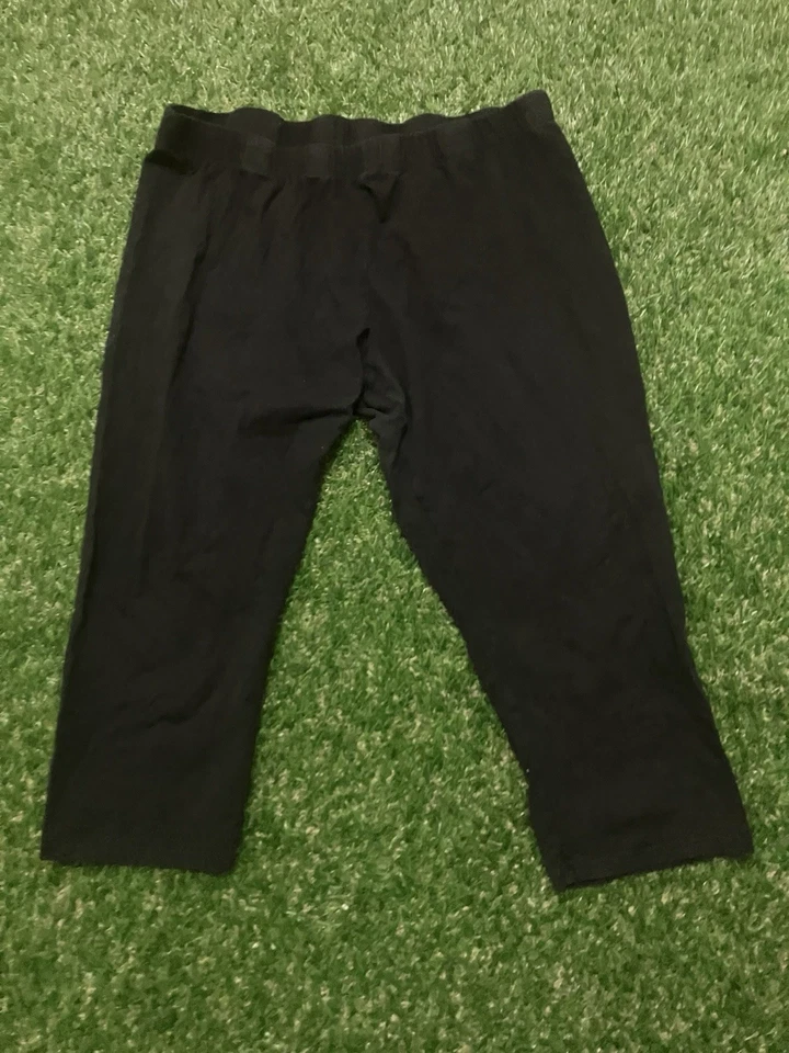 Black No Boundaries capri leggings - Image 1 of 3