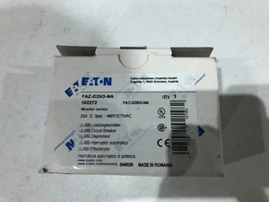 NUOVO interruttore Eaton FAZ-D25/3-NA 489 3 poli 10 ampere curva d 102272 - Foto 1 di 4