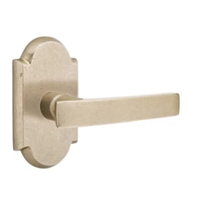 Palanca de puerta de bronce fundido en arena Emtek Yuma paso #1 roseta bronce blanco caído - Imagen 1 de 1