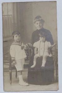 04221 0738 FOTO - Ritratto Donna con due bambini - Picture 1 of 4