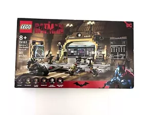 LEGO Super Heroes: Batcave: The Riddler Face-off (76183) - Picture 1 of 2