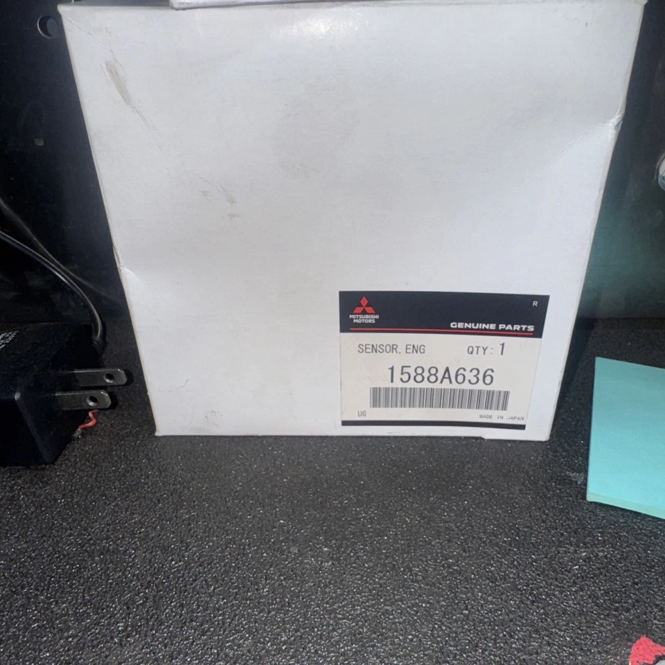 Новый оригинальный производитель Mitsubishi датчик кислорода в сборе 1588A636 - Изображение 1 из 3
