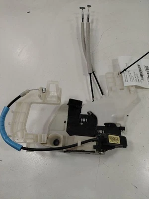 Cerradura de pestillo de puerta delantera derecha pasajero Kia Soul 2017 2018 2019 Foto 1 de 4