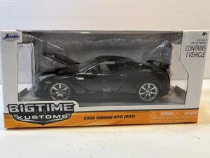 2009 Nissan GT-R {R35} Diecast Model Car: 1/24 Scale, New In the Box By Jada - Picture 1 of 7