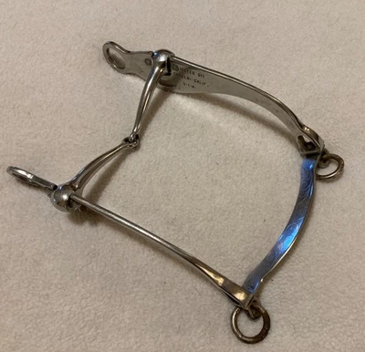 Broca de bordillo articulada de acero inoxidable Sliester vintage con barra Slobber grabada Foto 1 de 4