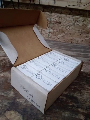 LOTE DE 50 GRAINGER 5X284 / 5X284  Foto 1 de 4