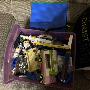 8lb Lego Bulk Lot - Pieces Parts Various Sets - Picture 1 of 5