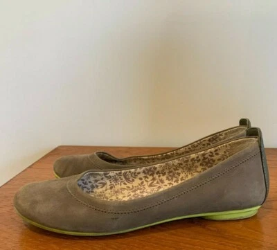 CAMPER Suede Leather Flats Women's sz EU 38 US 8 - Image 1 of 4