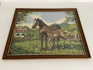 Vintage Handmade Framed Covered Tapestry Featuring Horse & Pony Farm Scene  - Bild 1 von 9