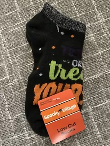 Spooky Village Halloween Low Cut Socks Size 4-10 - Picture 1 of 4