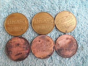 COLLECTION OF 6 VINTAGE PRIMETIME AMUSEMENTS ARCADE TOKEN COINS - Picture 1 of 2