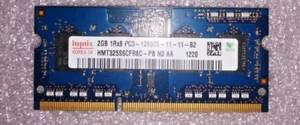Hynix HMT325S6CFR8C-PB NOTEBOOK SODIMM RAM 2GB DDR3 1600MHZ PC3-12800S - Bild 1 von 1