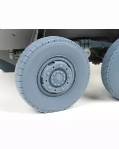 16195 1:16 Sd.Kfz. 234 Puma Two Wheel pack 4 - Picture 1 of 3