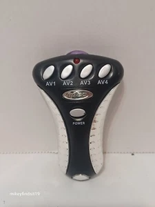 Tested!! Works GrEAT! RARE NEW - INTEC AV REMOTE CONTROL - Picture 1 of 9