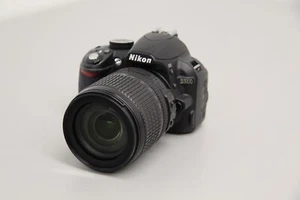 Appareil photo reflex numérique 14,2 mégapixels Nikon D3100 avec objectif AF-S NIKKOR DX 18-105 mm - Photo 1/7