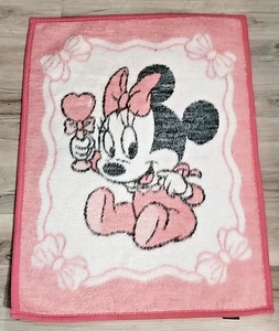 VTG DISNEY FLEECE BLANKET MINNIE MOUSE Baby Toddler Blanket 1984 VELOUR ACRYLIC - Picture 1 of 14