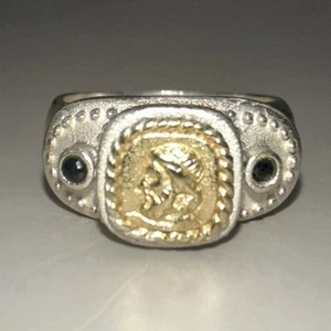 Anello in argento sterling bicolore monogramma cammeo greco VLC misura 6 (6,67 g) - Foto 1 di 11