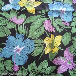 50cm x 108cm Vintage Cotton Sewing Fabric 1980s RetroTiki Hibiscus Floral - Picture 1 of 6
