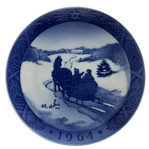 ROYAL COPENHAGEN PIATTO DI NATALE 1964 ORIGINALE PORCELLANA PRIMA SCELTA - Picture 1 of 4