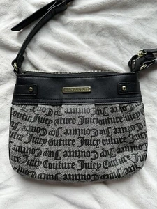 JUICY COUTURE Monogram Crossbody Bag Swingpack Black EUC - Picture 1 of 6