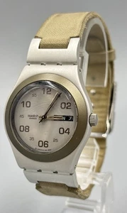 Swatch Irony Medium Baroudeuse YLS 7000 Analoge Leder Armband Uhr Silber Beige - Imagen 1 de 9