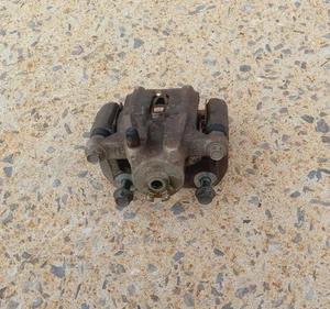 Pinza de freno trasera del lado derecho del pasajero Acura TL 99-03 3,2 L OEM - Imagen 1 de 3