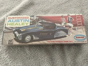 Aurora Customized Austin Healey Sonic I Model Kit - Picture 1 of 4
