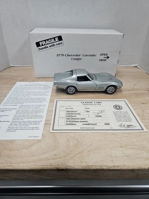 Chevy Corvette 1970 Danbury como nuevo cupé plateado caja original Foto 1 de 4