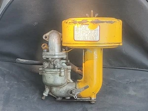 Briggs & Stratton Updraft Carburetor Air Filter 7HP 170432 1038-01 7208081 - Picture 1 of 15