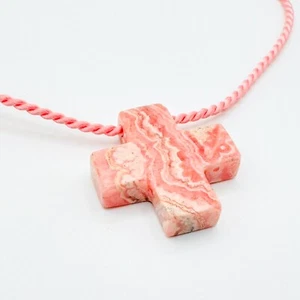 Vintage Rhodochrosite Pink Cord Cross Pendant Necklace 44cm Carved Stone - Picture 1 of 9