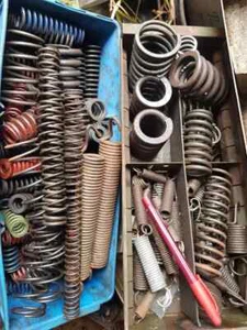 assorted large quantities Steel Extension and compression Springs - Picture 1 of 3