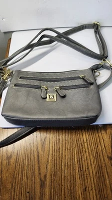 Stone Mountain Med.crossbody/ Reg/ Wristlet Purse Many Pockets Adjust Strap Gray - Image 1 of 4