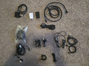 Mixed & Miscellaneous USB to USB-A Charge / Sync Cable - Photo 1 sur 6