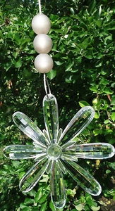 FENSTER-DEKO:1 kristallklare Blüte mit 3 Perlen: MADE in GERMANY! - Bild 1 von 3