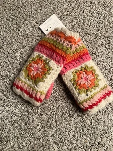 French Knot Lined Handmade Hand Warmers - One Size - NWT - Picture 1 of 7