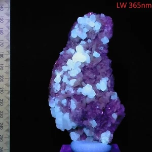 Calcite fluorescent crystals w/ phosphorescent afterglow LW & SW specimen 970ct - Picture 1 of 9