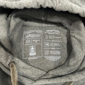 Patagonia P-6 Logo Uprisal Hoodie Herren Größe XS grün MÄNGEL - Bild 1 von 10