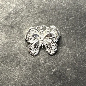Vintage Retro Tiny Sterling Silver Butterfly Brooch Pin Filigree Marked Foreign - Picture 1 of 6