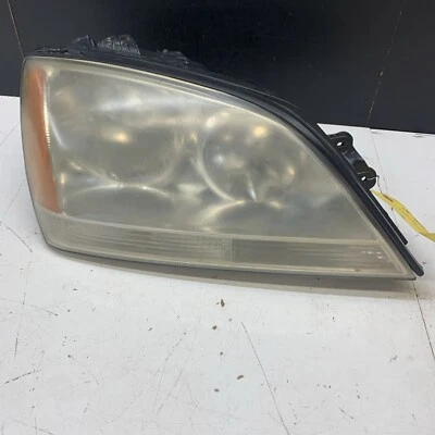 Conjunto de faros del lado del pasajero Kia Sorento 2006 Foto 1 de 4