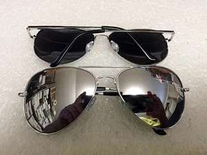 X-GROSSE VERSPIEGELTE PILOTENBRILLE SILBERFARBENES GESTELL FEDERSCHARNIER 6" BREITE BÜGEL - Bild 1 von 2