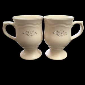 2 tazas de pedestal con patas vintage Pfaltzgraff recuerdo EE. UU. café irlandés - Imagen 1 de 6