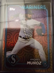 Seattle Mariners Adndres Munoz Holiday Parallel RAW Topps 2024 Baseball - Picture 1 of 1