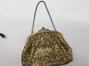 VINTAGE WHITING AND DAVIS GOLD MESH KISS LOCK CLASP HANDBAG PURSE 2973 - Picture 1 of 12